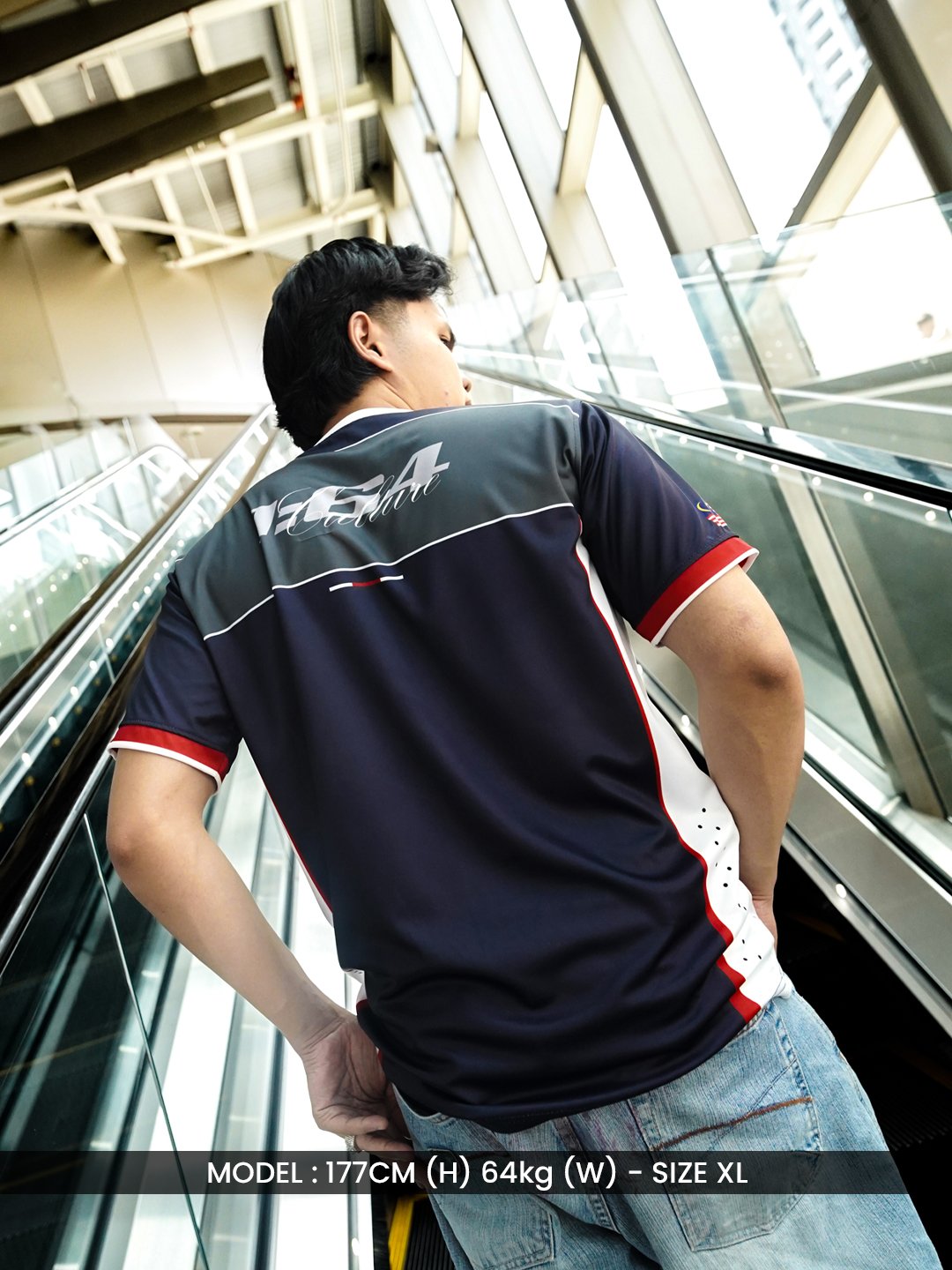 V-neck BLUE 1:64 Culture